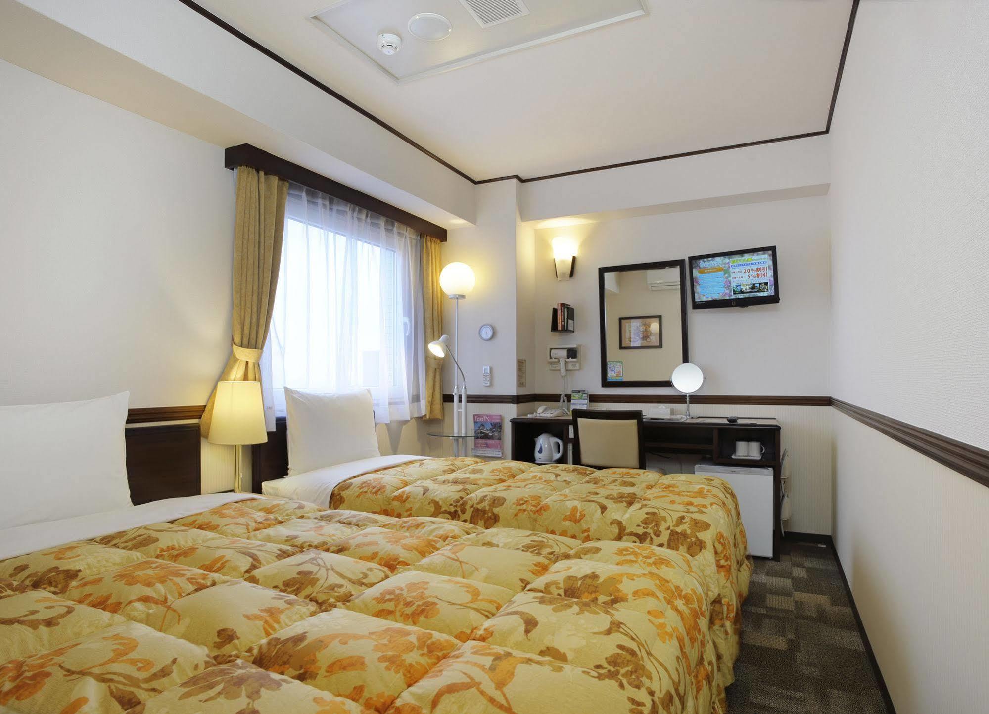 Toyoko Inn Kagoshima Temmonkan No 1 Exterior foto